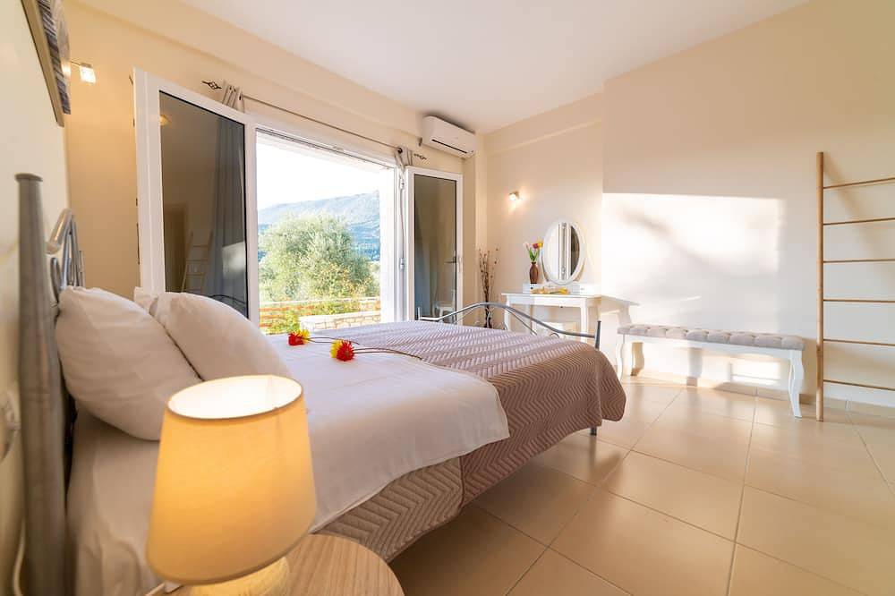 Villa Parga 3 piani con piscina privata nel centro, vista mozzafiato in Parga Città, Preveza unità periferica