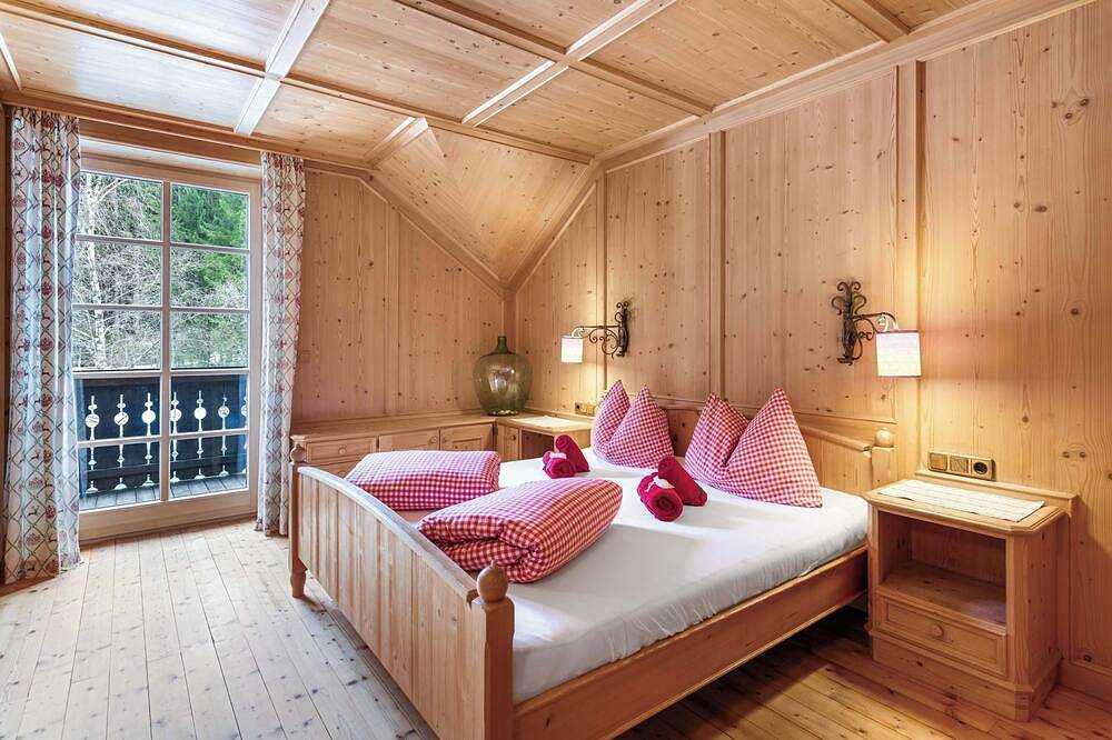 Ganze Wohnung, Blaa Alm Apartment | Küche | Balkon | Sauna in Altaussee, Totes Gebirge