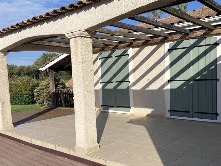 Location de vacances pour 6 personnes, avec terrasse et piscine à Les Cammazes - 4