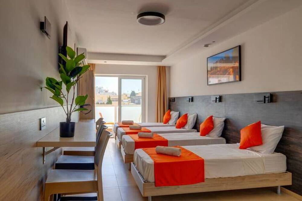 Geheel appartement, Green 8: Studio Apartment in St. Julian's in San Giljan, Malta