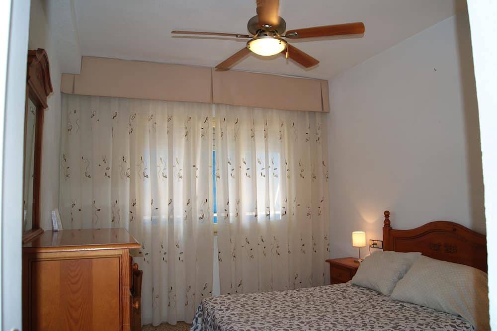 Entire apartment, Playa Delicias, located next to the yacht club at 0. 8km from the center of Águilas. Wifi in Águilas, Costa Cálida