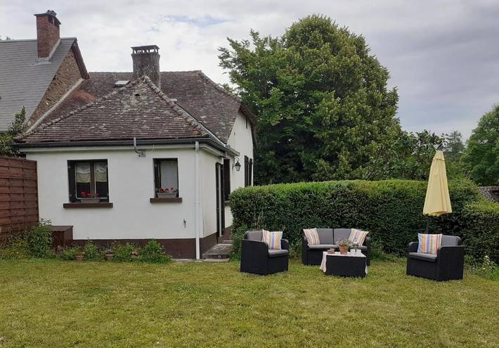 Maison de vacances pour 4 personnes, avec Terrasse et Jardin à Ségur-le-Château