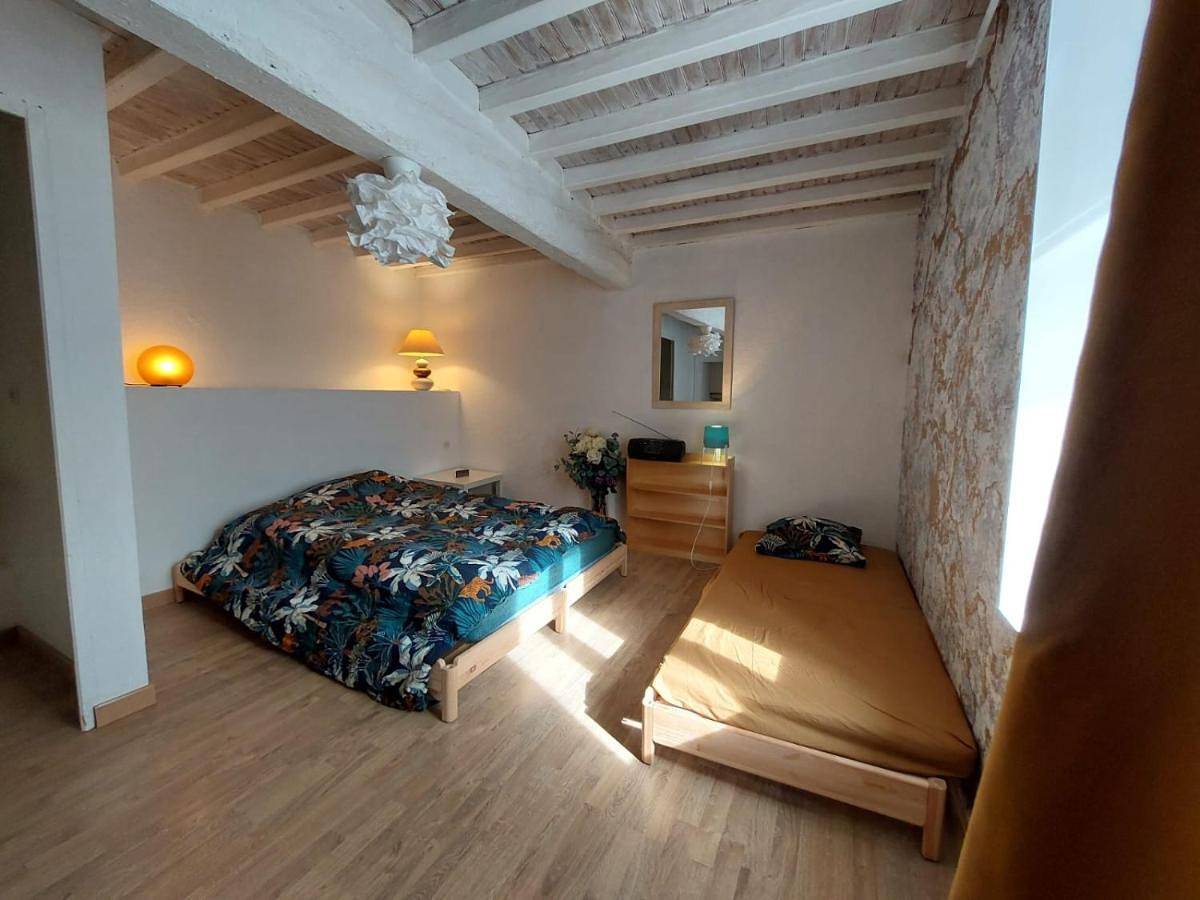 One-Bedroom House in Saint-Benoît, Région de Limoux