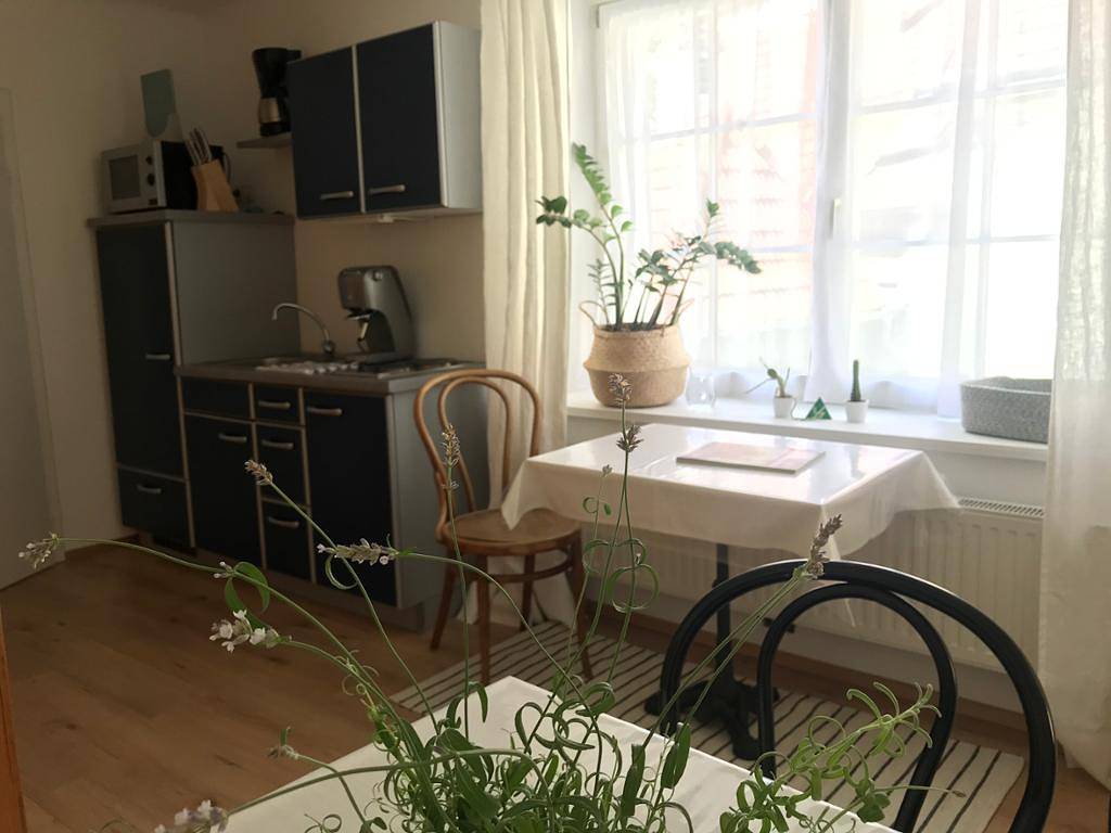 Gästehaus Lurger - Doppelzimmer (15qm) mit kostenfreiem Wlan in Krems an der Donau, Donau Niederösterreich