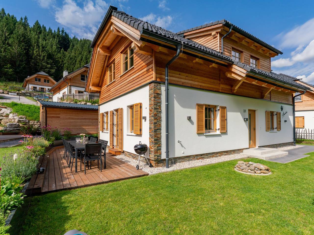 Chalet in grüner Umgebung mit Holzofen und Sauna in Rottenmanner und Wölzer Tauern, Irdning-Donnersbachtal