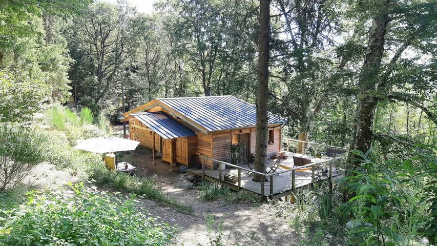 Chalet pour 2 personnes, avec terrasse, adapté aux familles dans Occitanie