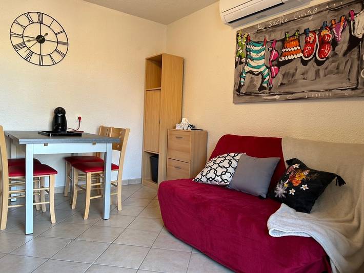 Gîte pour 4 personnes, avec terrasse dans Saint-Cyprien-Plage - 2