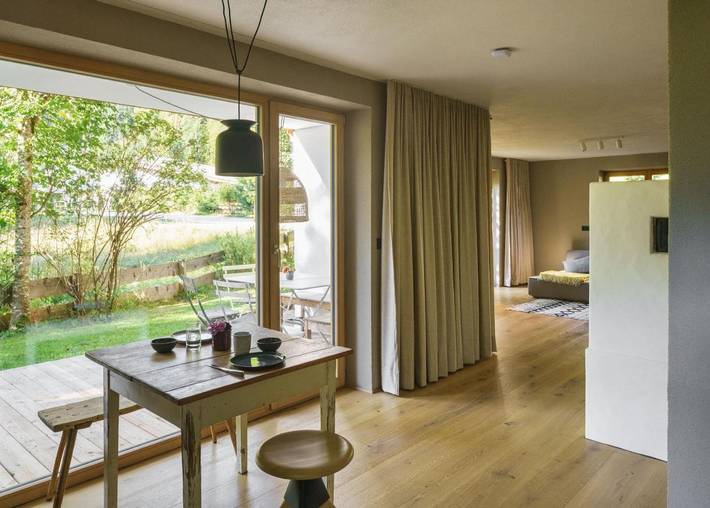 Ferienhaus für 8 Personen, mit Balkon und Terrasse sowie Garten und Sauna