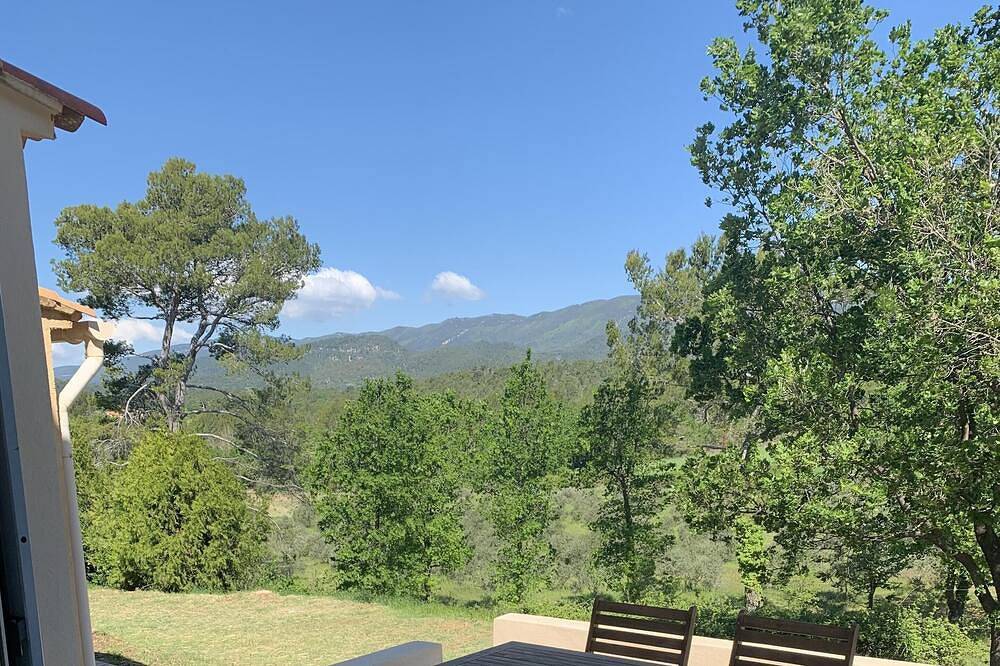 Maison en Provence /Luberon in Grambois, Parc naturel régional du Luberon