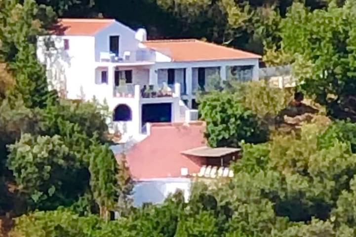 Ferienhaus für 6 Personen, mit Terrasse und Garten in Gaucín