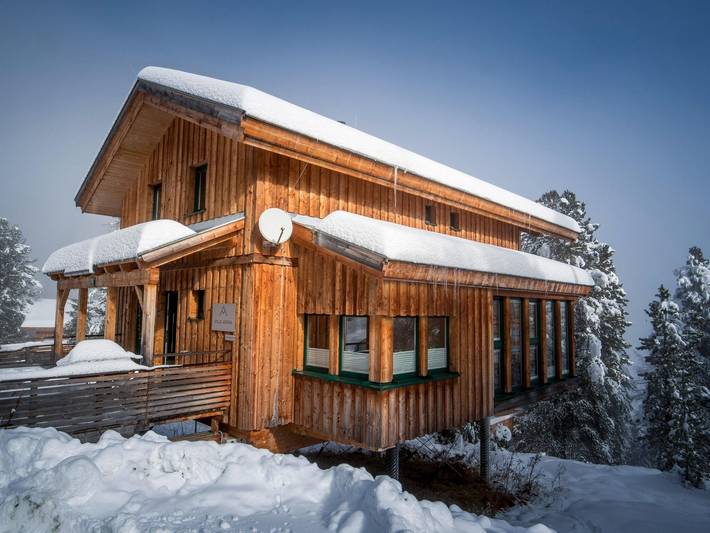 Chalet für 13 Personen, mit Balkon und Whirlpool sowie Sauna, kinderfreundlich an der Turracher Höhe