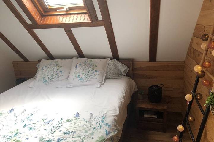 Gîte pour 2 personnes, avec Jardin et Piscine à Aleu - 2