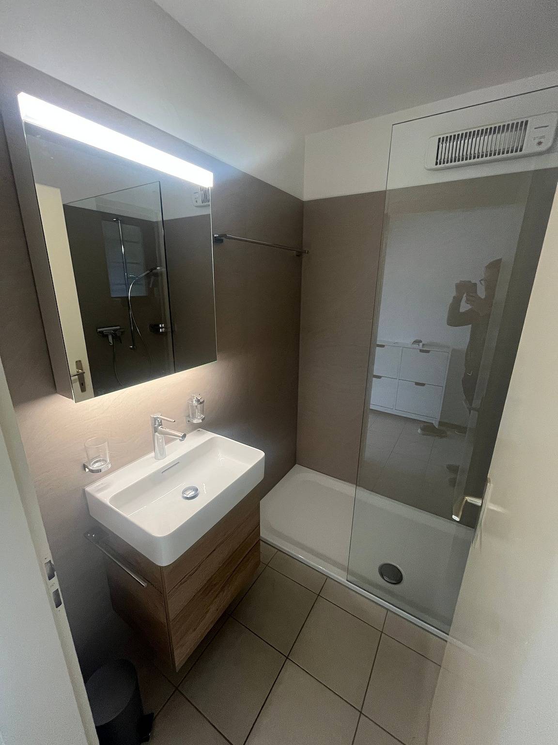 Appartement de vacances entier, Appartement de vacances pour 4 personnes avec balcon in Ascona, Alpes tessinoises