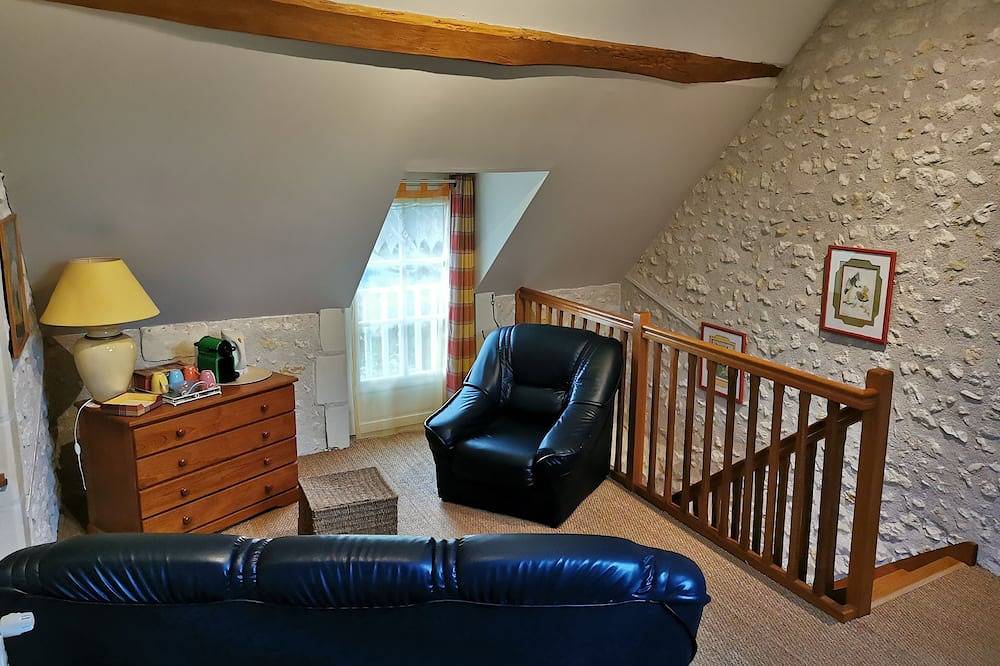 Gîte en duplex indépendant dans ferme centenaire in Civray-de-Touraine, Région de Tours
