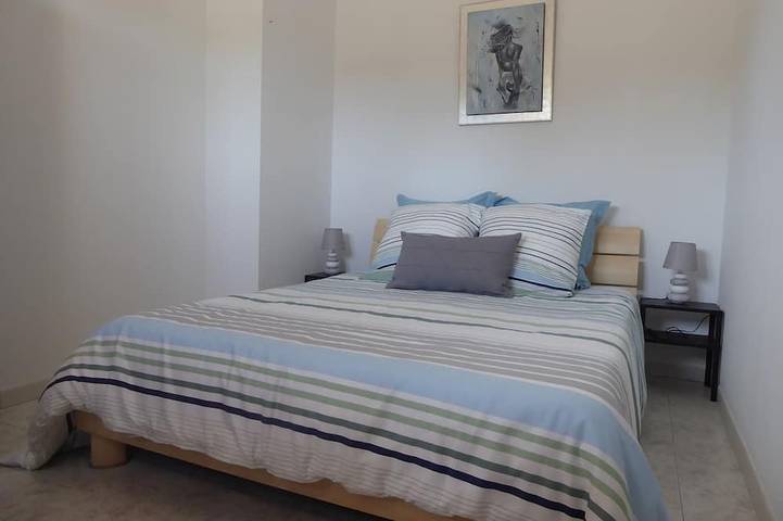 Location de vacances pour 4 personnes, avec balcon ainsi que jacuzzi et jardin à Velaux - 3