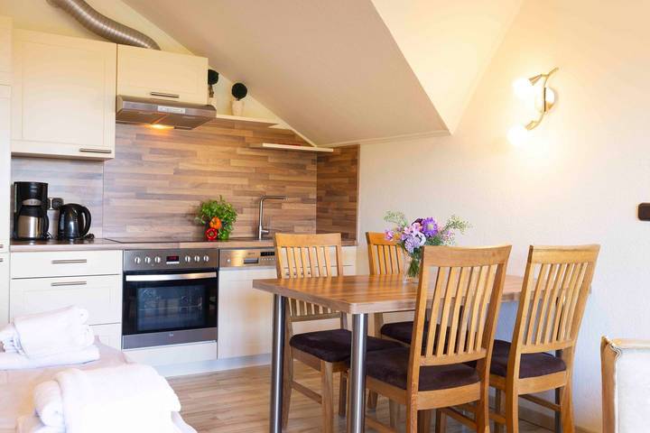 Holiday apartment for 4 people, with balcony - 1