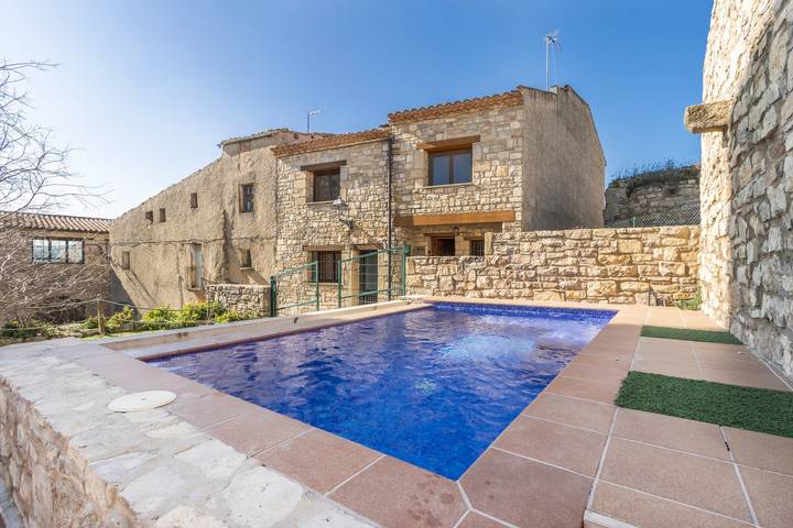 Casa rural para 9 personas, con Jardín en Conca de Barberà
