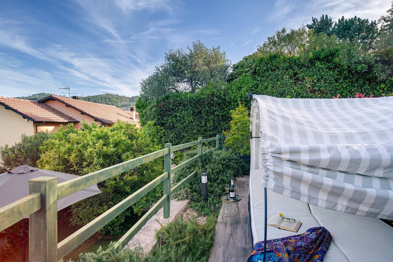 Ganze Wohnung, Ferienwohnung 'Casa Cen' mit Meerblick, privater Terrasse und Wlan in Dolcedo, Dolcedo Gemeinde
