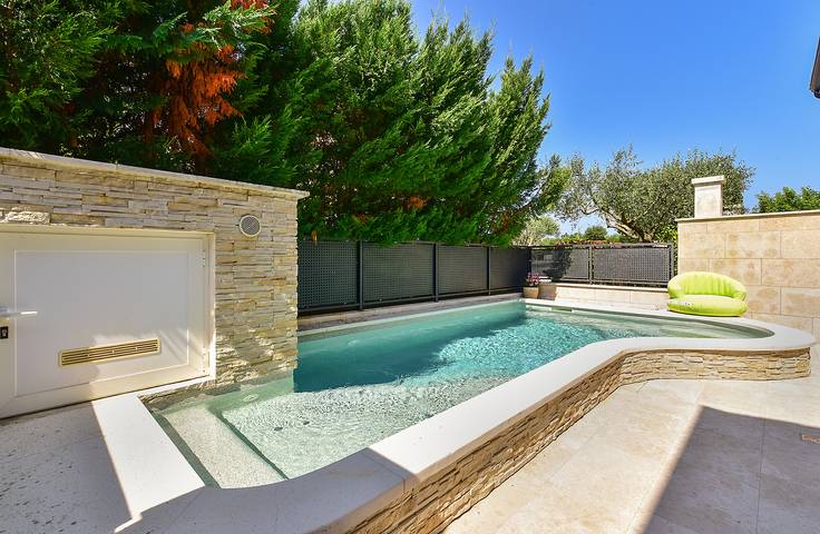 Ferienhaus für 6 Personen mit Pool in Pomer, Südküste Istrien