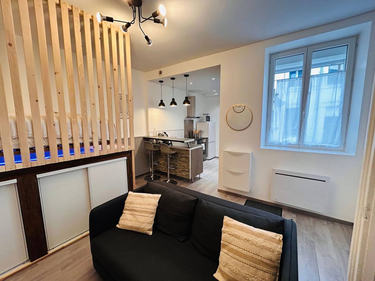 Apartamento entero, La Suite Pierret | Gare centre in Reims, Marne