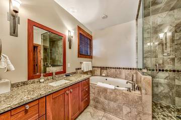 Vacation Home for 6 Guests in Bijou, South Lake Tahoe, Picture 2