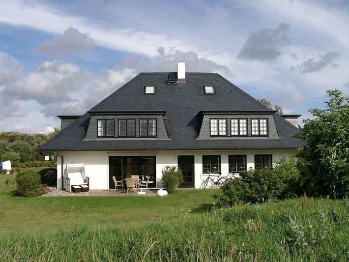 Ferienwohnung für 3 Personen, mit Terrasse und Garten sowie Ausblick