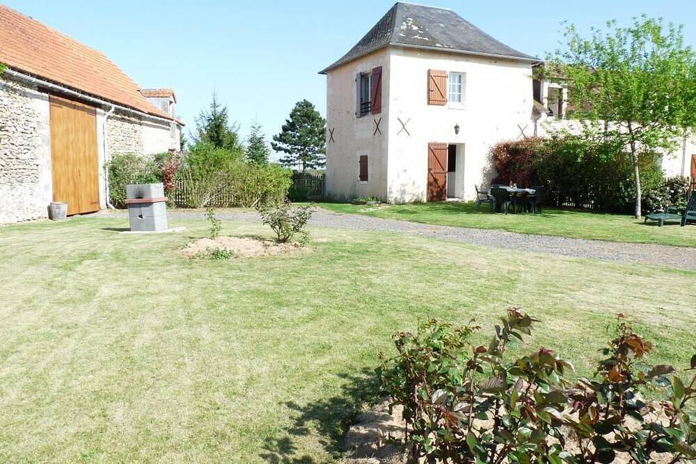 La Maison d'Angel - Coussay-Les-Bois in Leigné-les-Bois, Vienne (France)