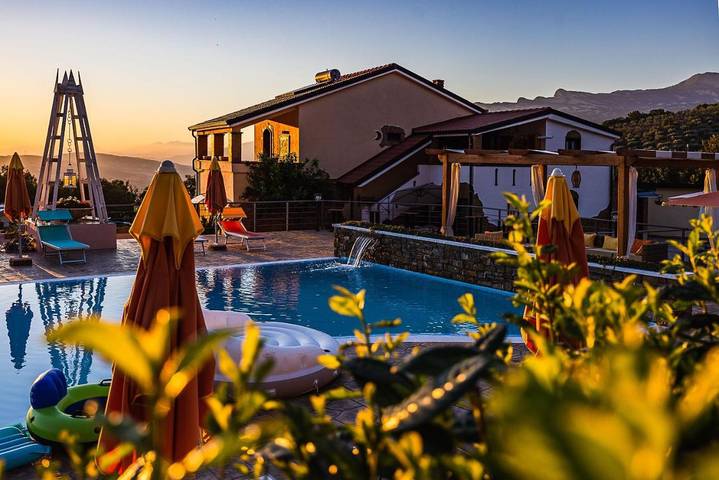B&b per 4 persone, con Idromassaggio e Terrazza nonché Giardino e Piscina in Cilento