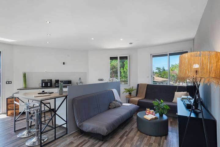 Maison de vacances « La Bulle Zen » avec climatisation in Ambarès-et-Lagrave, Région de Bordeaux