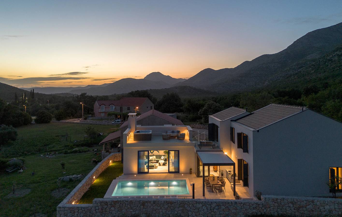 Holiday home for 8 people with pool in Slano, Dubrovnik-Neretva