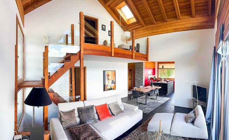 Helles und frisches Chalet in der Nähe der Bisse de Vercorin in Chalais (Schweiz), Walliser Alpen