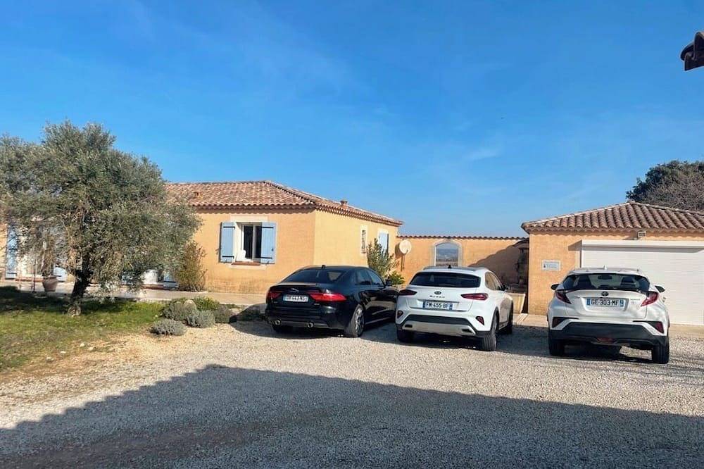 Villa 2 chambres avec piscine à Gigondas, animaux de compagnie acceptés in Gigondas, Vaucluse