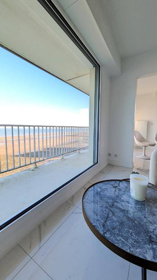 Appartement entier, Le Grand Large, spacieux F3 vue mer exceptionnelle avec parking in Villers-sur-Mer, Région de Lisieux