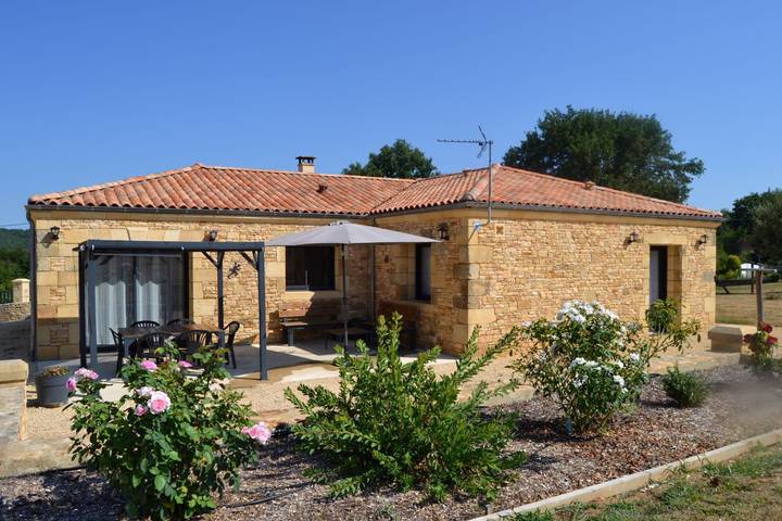 Gîte pour 6 personnes, avec jardin et terrasse - 1