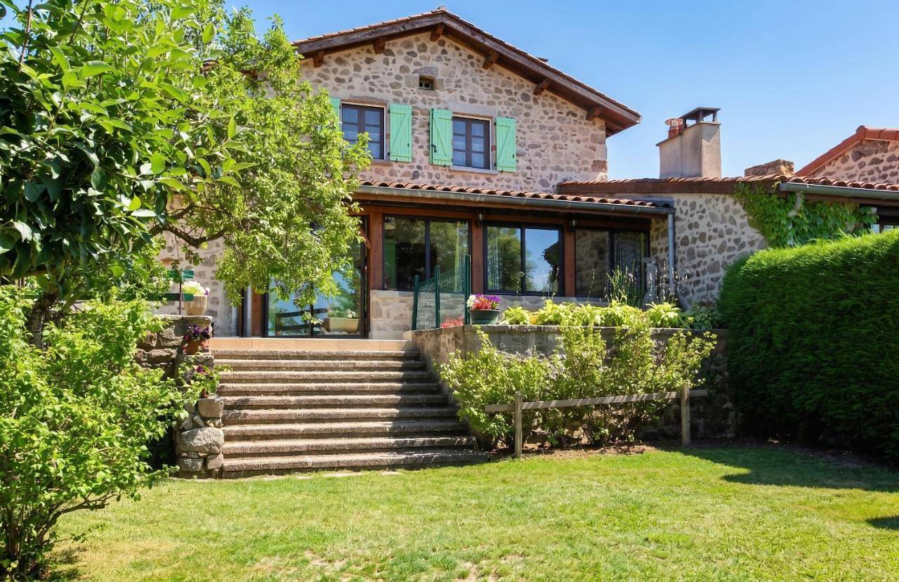 Charmante maison avec jardin à Saint-Pal-de-Chalencon in Saint-Pal-de-Chalencon, Haute-Loire