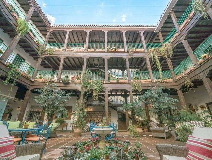Hotel für 2 Personen, mit Terrasse und Ausblick, mit Haustier in Sevilla