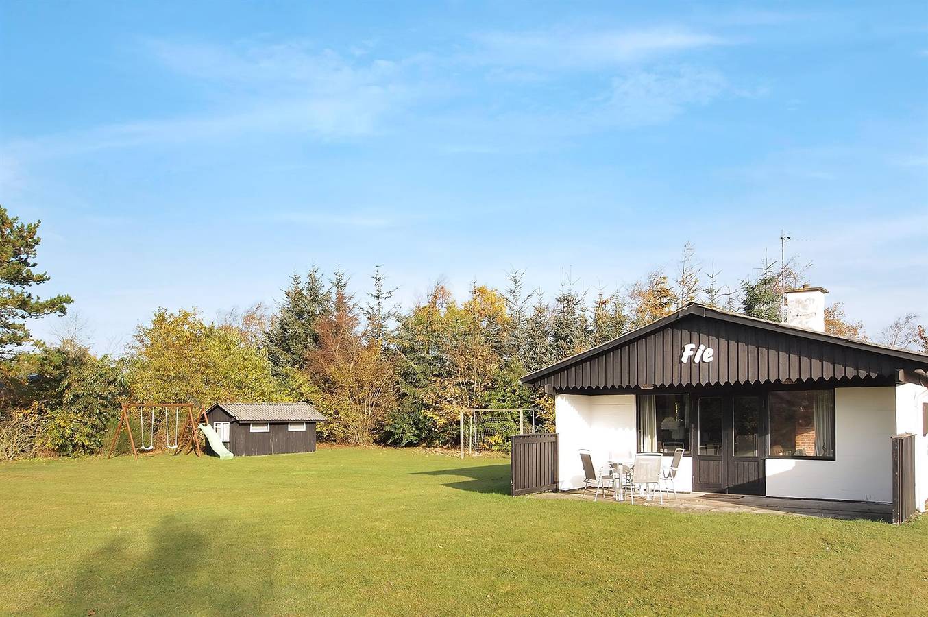 Nice home in Tarm w/ Wifi and 2 Bedrooms in Skaven Strand, Ringkøbing Fjord