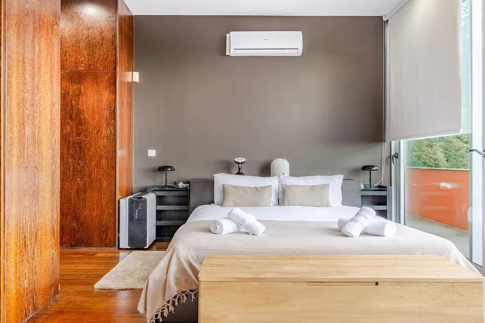 Casa Keam is a peaceful private retreat set in the hills of Santana in Santana, Madeira