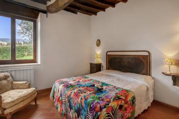 Vacation Rental for 4 Guests in Dicomano, Florence Province, Picture 3