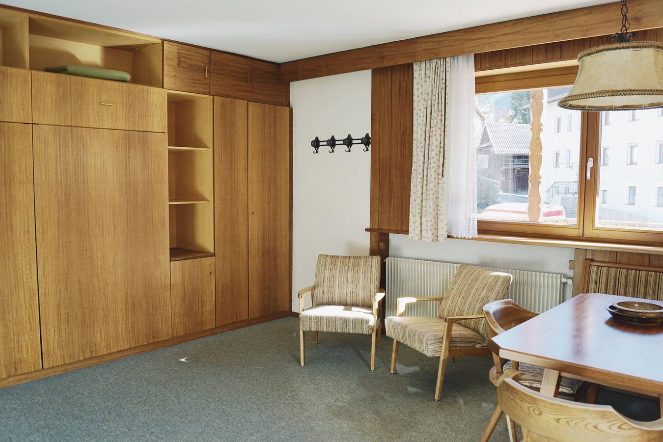 Entire apartment, Holiday Apartment '2' with Mountain View, Shared Garden and Wi-Fi in Ortisei, Dolomiti Superski