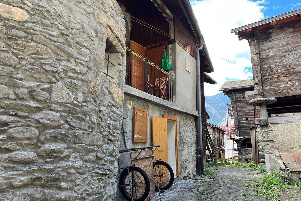 Geheel appartement, Vacation apartment/apartment for 10 guests with 150m² in Naters (189828) in Naters, Brig