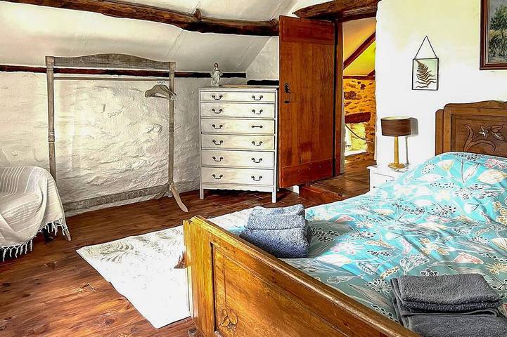 Location de vacances pour 4 personnes, avec piscine et jardin à Jouqueviel - 3