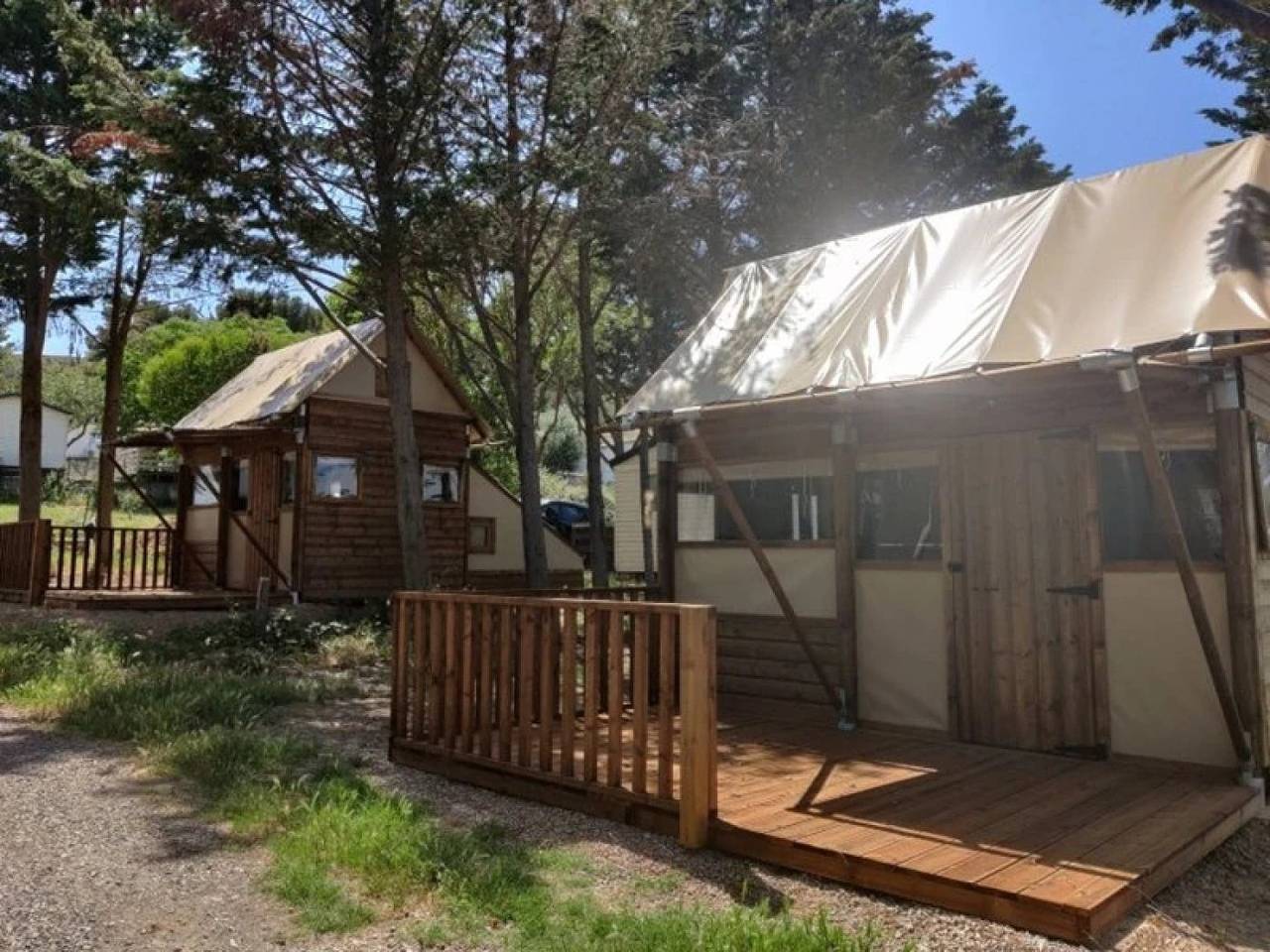 Cabane 3 étoiles - Piscine - efcba0 in Villeveyrac, Côte d'Améthyste
