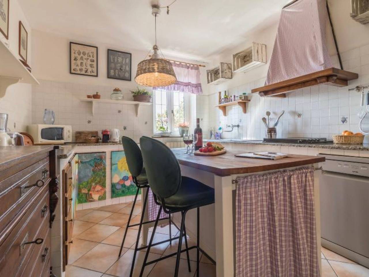 Villa 'Il Giardino Etrusco Bolsena' con vista lago, piscina privata e Wi-Fi in Bolsena, Lago di Bolsena