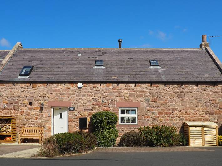 Cottage for 4 people, with Garden in Holy Island