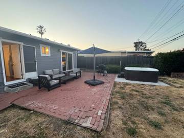 Vacation Rental for 6 Guests in San Mateo, San Mateo County, Picture 3