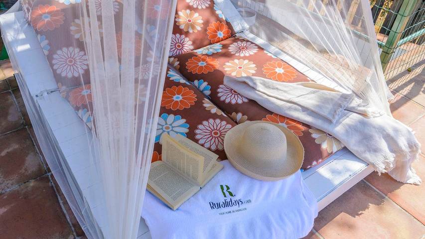 Chalet para 5 personas, con balcón/terraza y piscina en Valle del Genal - 4