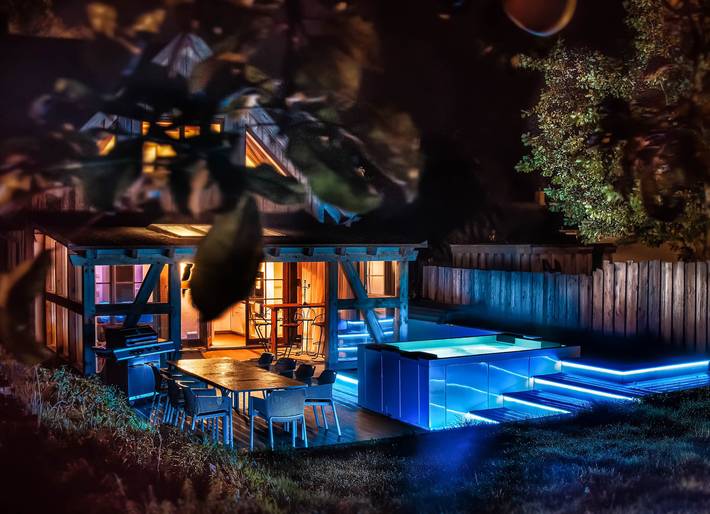 Ferienhaus für 10 Personen, mit Whirlpool und Garten sowie Sauna