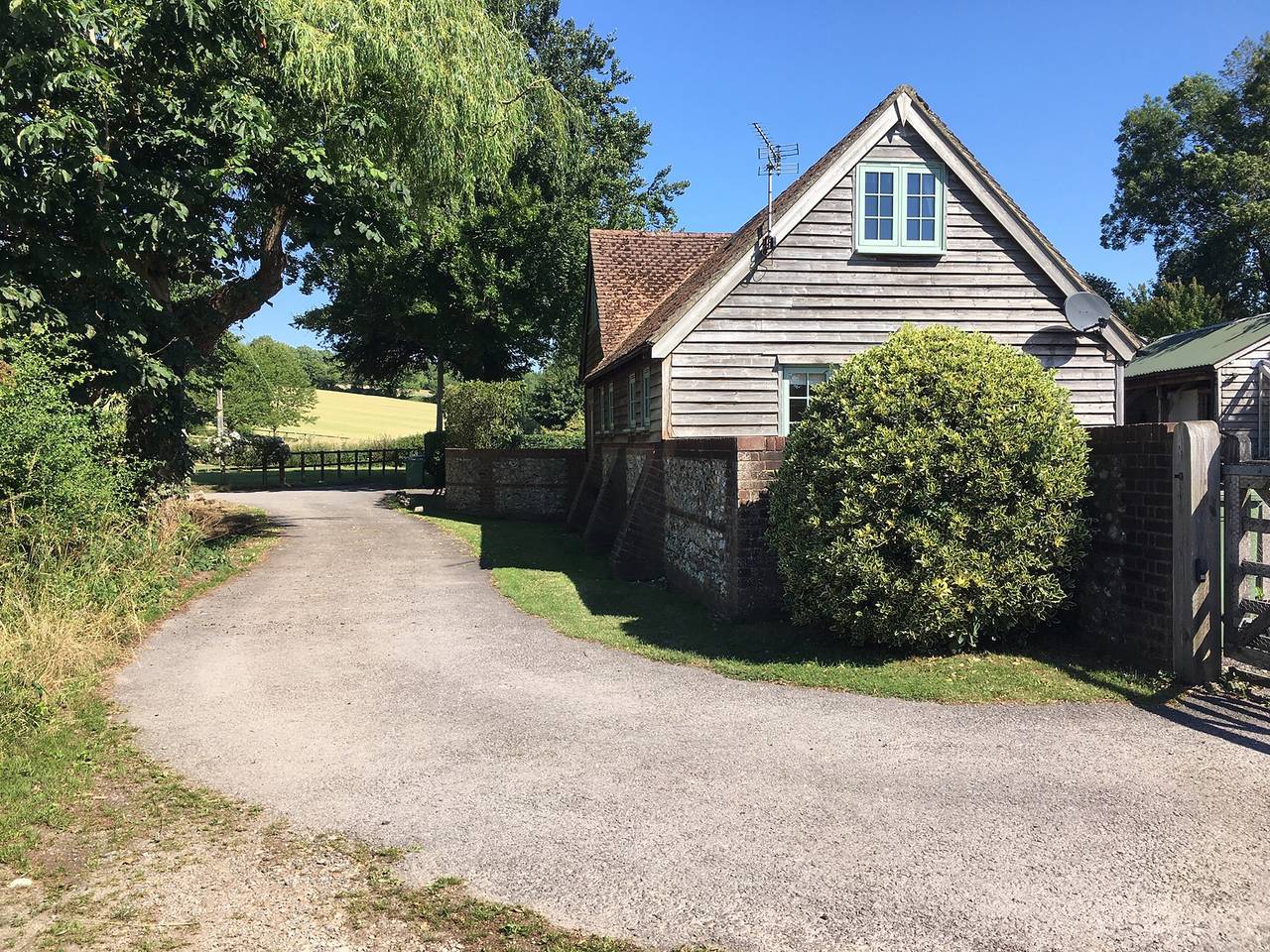 Lower Whiteflood Farm Cottage in Owslebury, South Downs