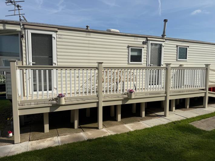 Chalet for 6 people, with balcony, child-friendly in Chapel St. Leonards